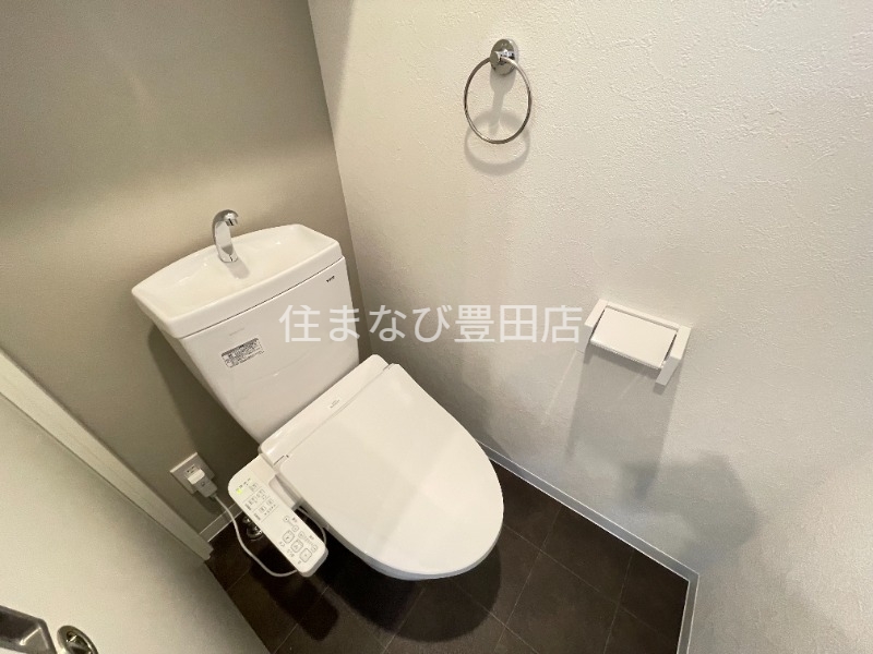 トイレ　別部屋同型タイプ
