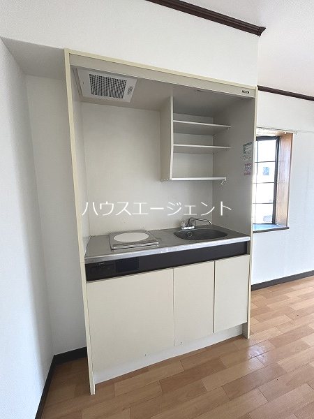 キッチン　1口IHコンロ付きのキッチンです。