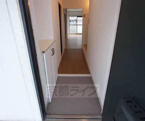 玄関　玄関です。