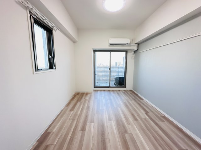 居室・リビング　同タイプの写真です。