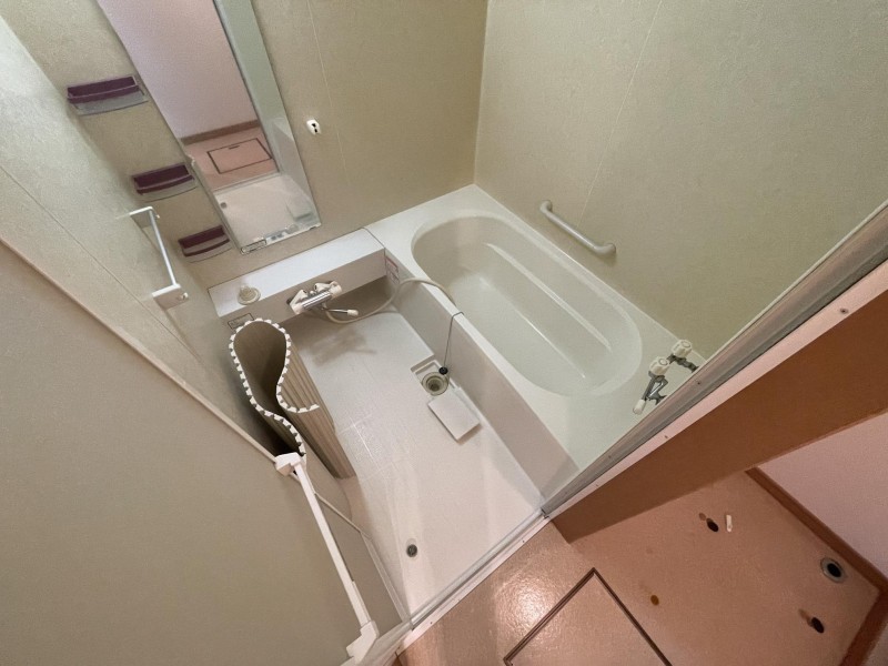 バス・シャワールーム　浴室