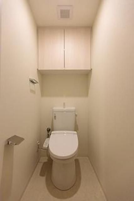 トイレ　同タイプ部屋　参考写真です