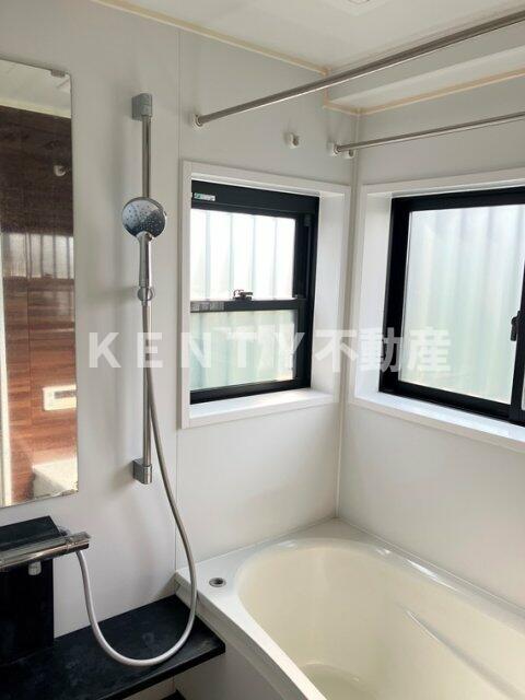 バス・シャワールーム　ゆったり過ごせるお風呂です