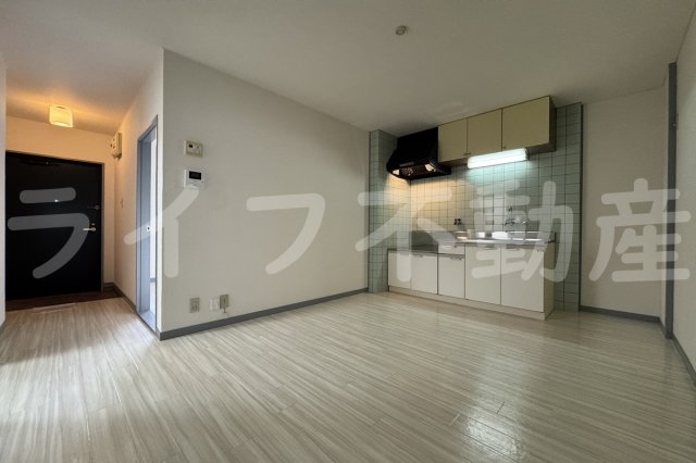 居室・リビング　ゆったりとした居間です