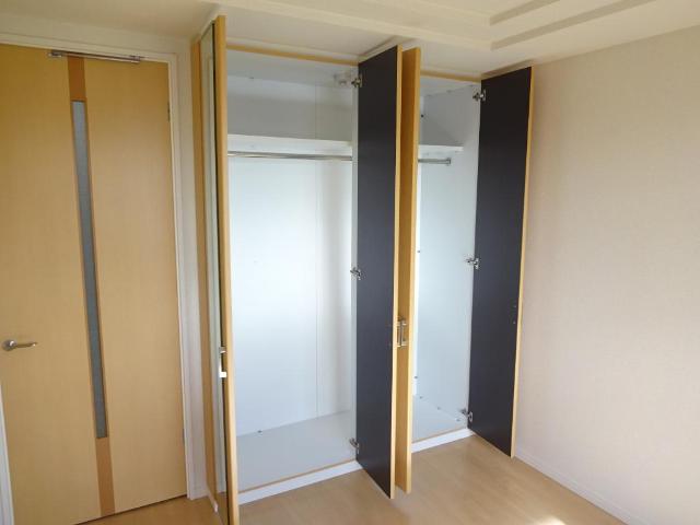 収納　クローゼット