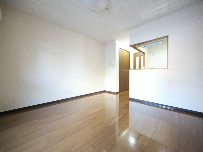 居室・リビング　洋室9帖　クローゼット付（収納充実してます）