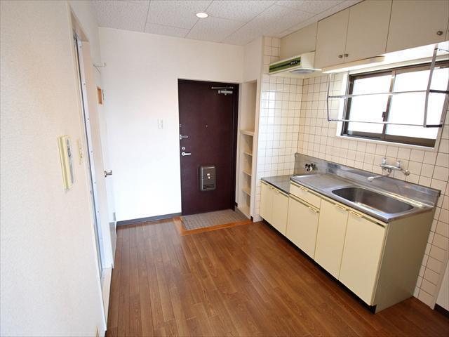 キッチン　松山市味酒町　メゾンシーブリーム　キッチン