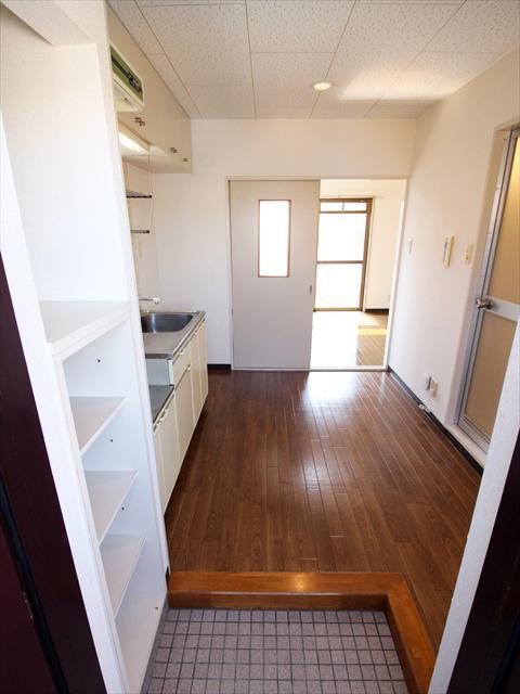 玄関　松山市味酒町　メゾンシーブリーム　玄関