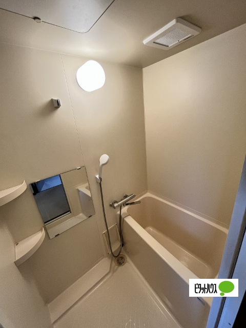 バス・シャワールーム　同一タイプ