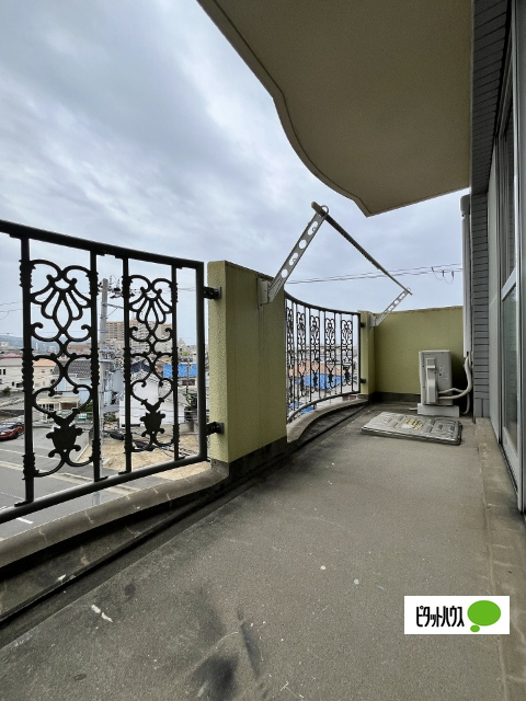 バルコニー　同一タイプ