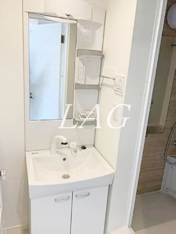 洗面設備　洗面台です。