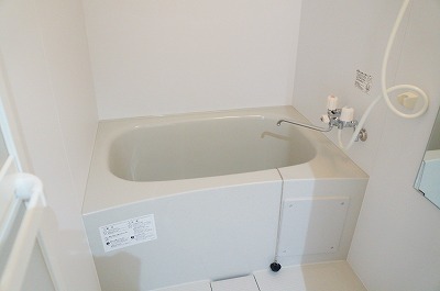 バス・シャワールーム　きれいなお風呂で快適バスタイム♪