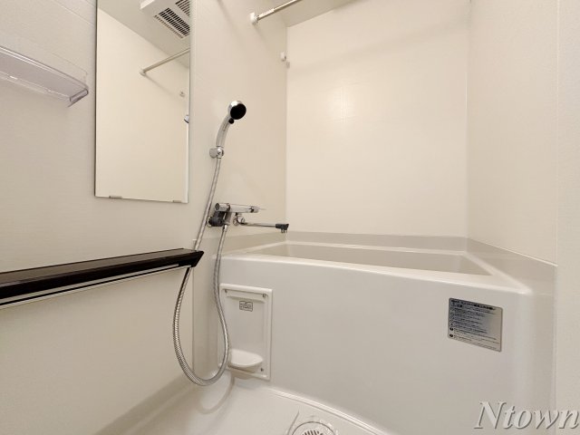 バス・シャワールーム　日々の疲れを癒すお風呂付です