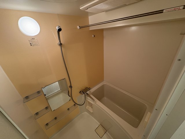 バス・シャワールーム　別部屋参考イメージ写真