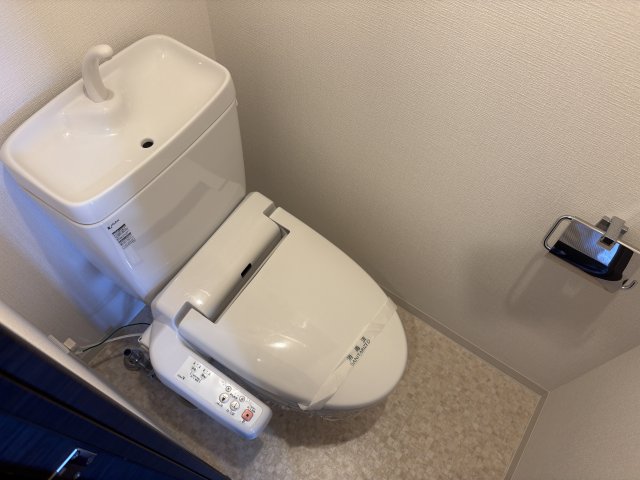 トイレ　別部屋参考イメージ写真