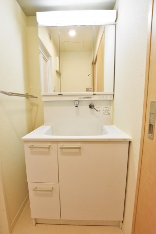 洗面設備　別号室の画像です。ご参考下さい。