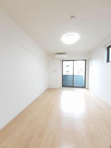 居室・リビング　きれいな洋室です