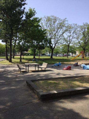 公園　米丸中央公園（公園）まで240m