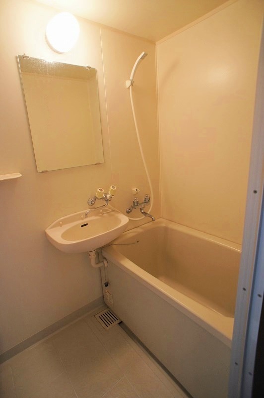 バス・シャワールーム　別号室