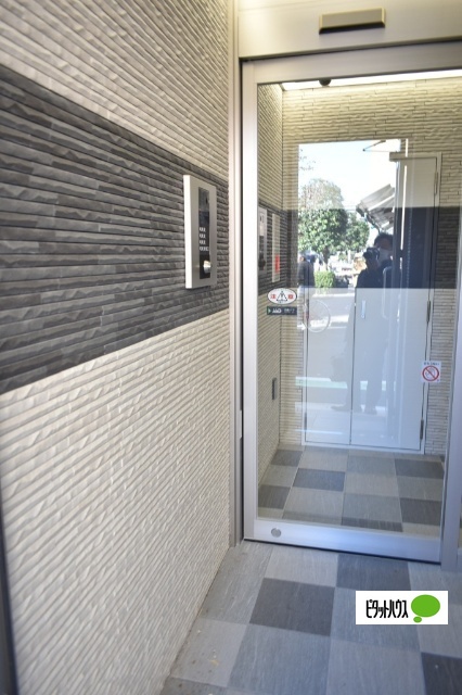 エントランス　エントランス