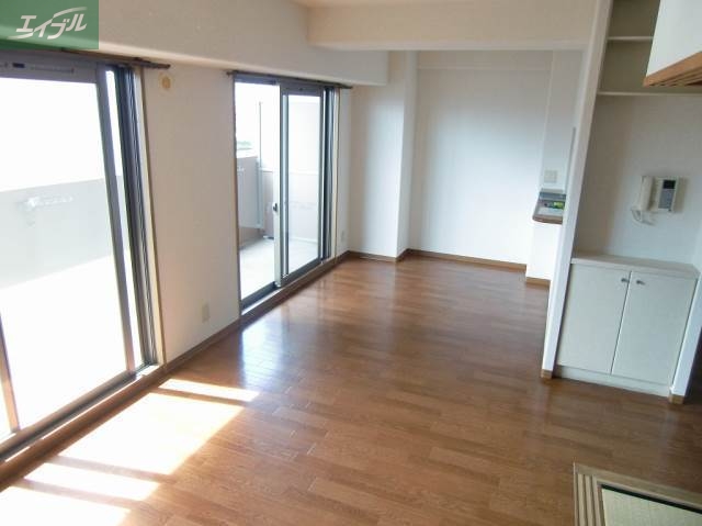 居室・リビング　リビング