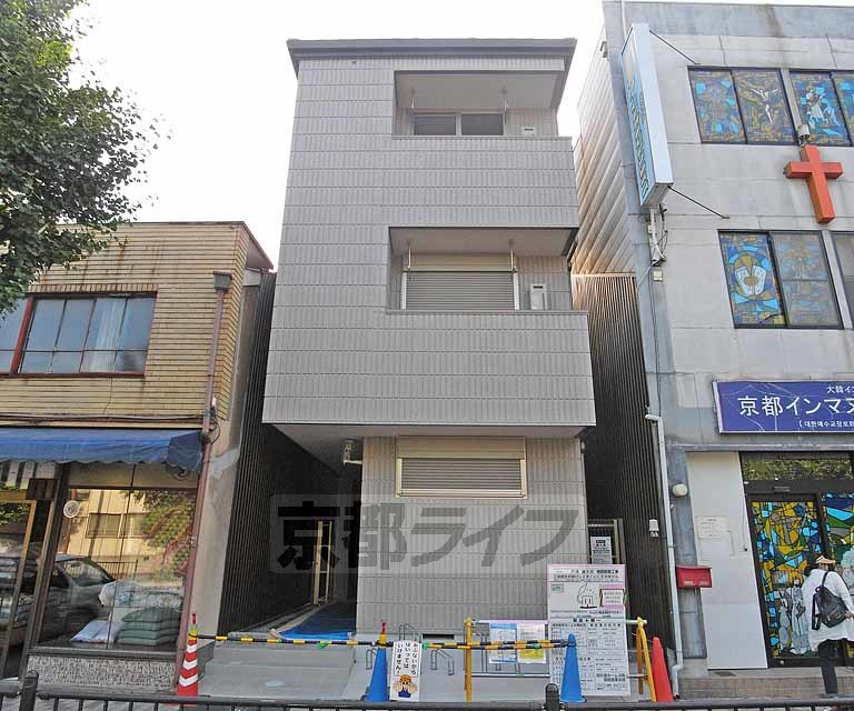 建物外観　落ち着いた雰囲気の外観です。