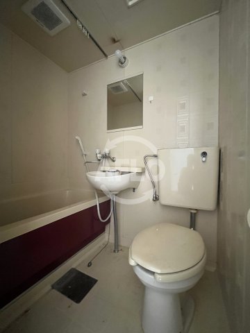 バス・シャワールーム　コーポ春日　浴室