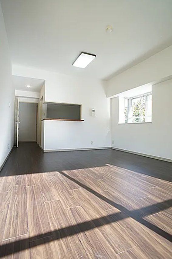 居室・リビング　※別部屋参考写真