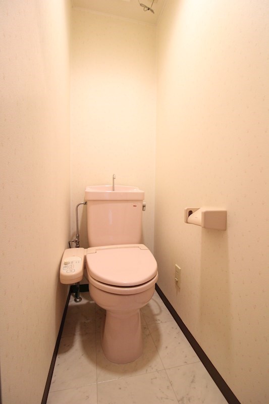 トイレ　※別部屋参考写真