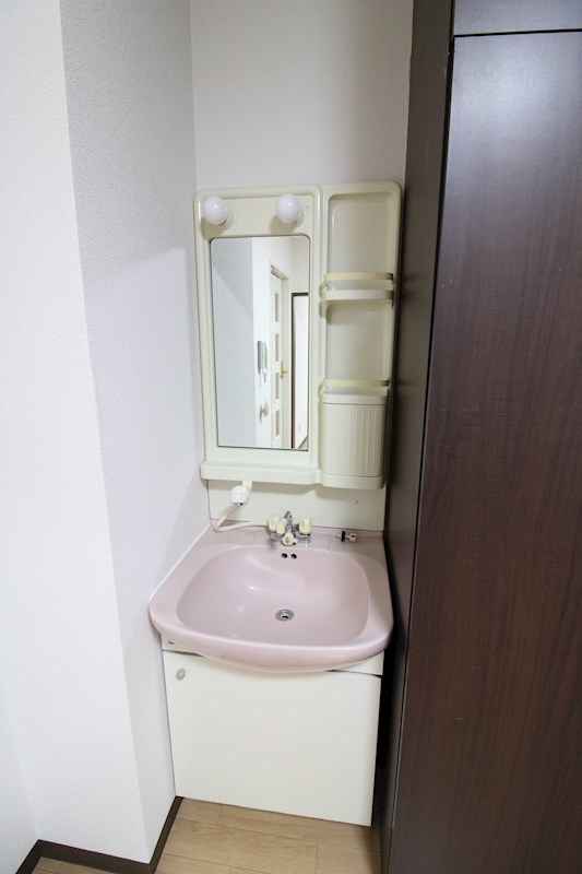 洗面設備　※別部屋参考写真
