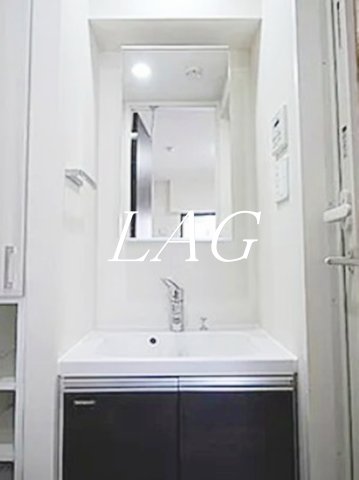 洗面設備　洗面台です。