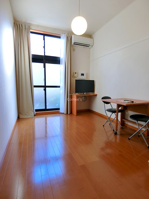 居室・リビング　リビング