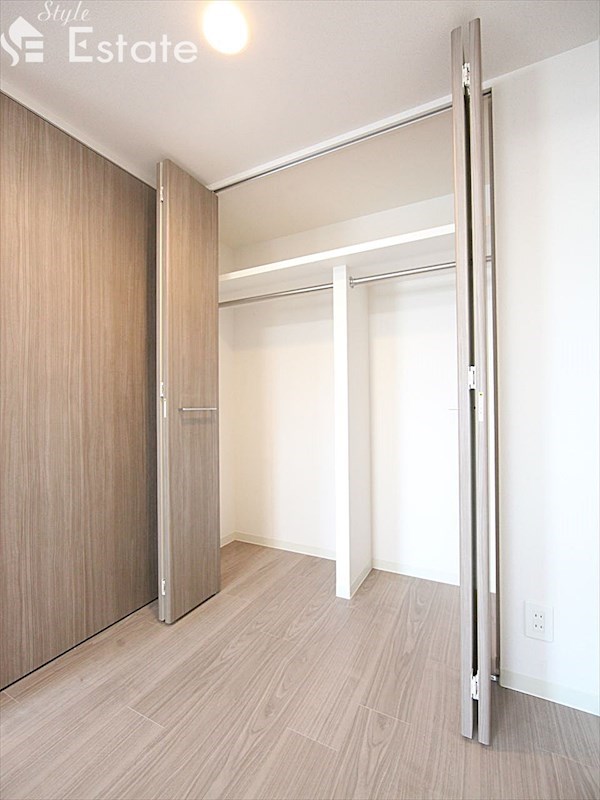 収納　クローゼット