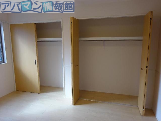 収納　クローゼット