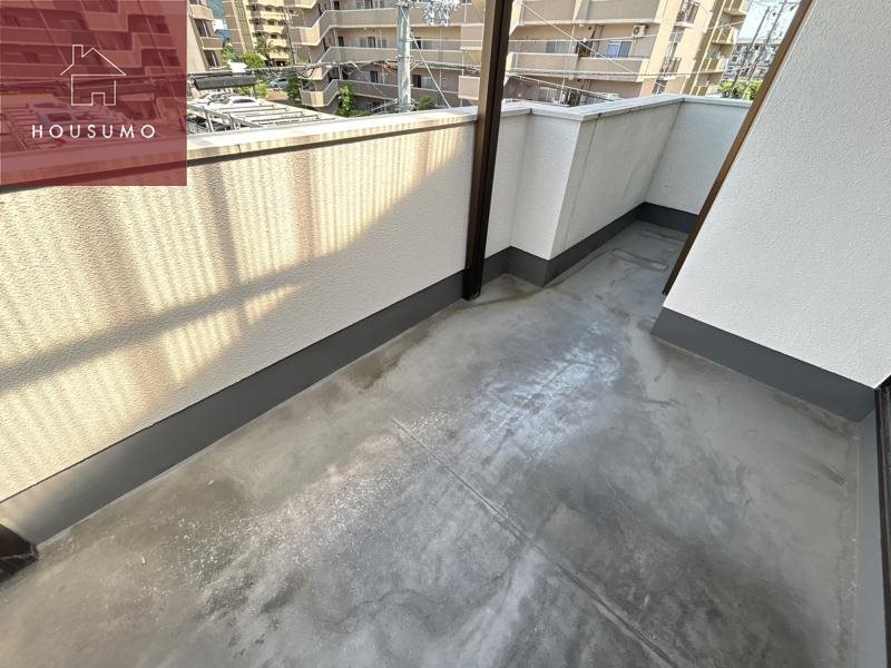 バルコニー　落ち着いた時間を過ごせるバルコニーです