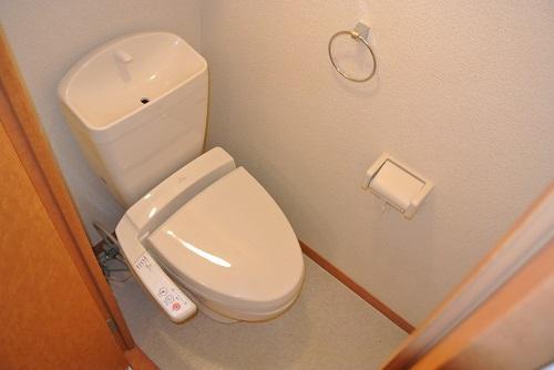 トイレ　シャワー付きトイレ