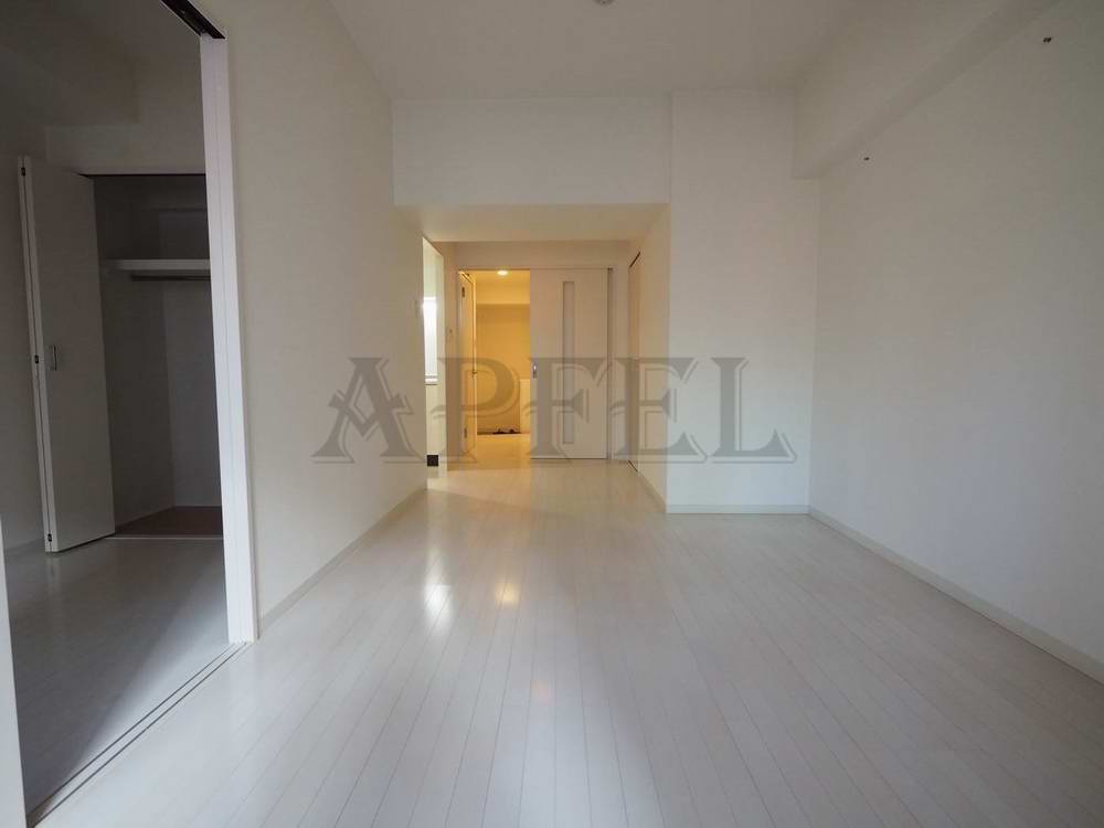 居室・リビング　アーベル更紗北堀江