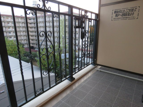バルコニー　※他部屋イメージです。