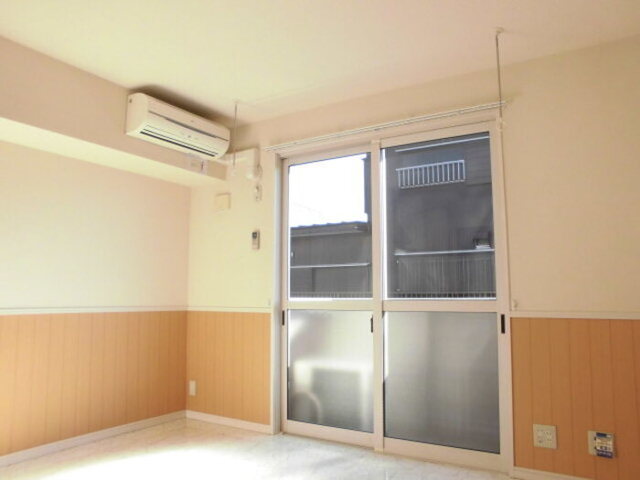 居室・リビング　居室