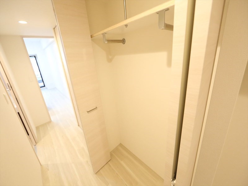 その他　クローゼット（収納充実してます）