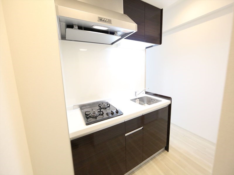 キッチン　システムキッチン（ガス2口コンロ付）