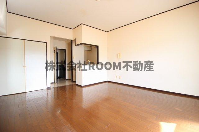 居室・リビング　居間です