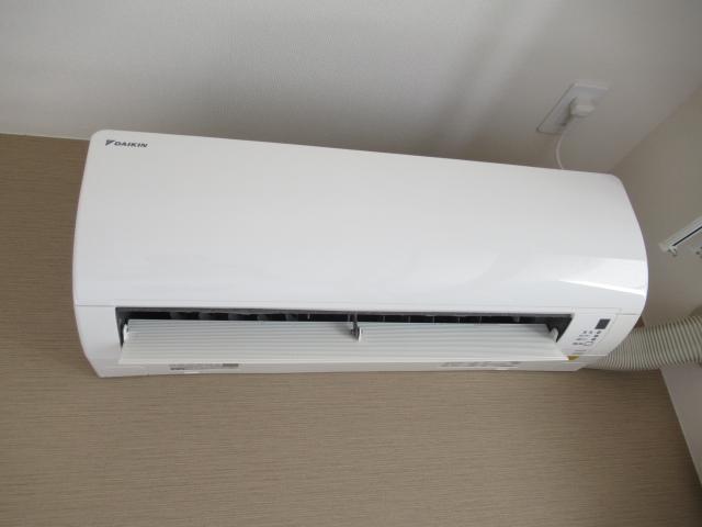 その他設備　エアコン（２台付き）