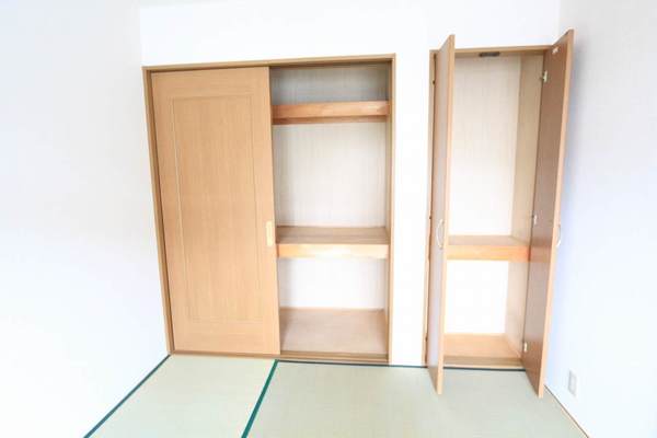 グリーンパークフラッツの内装写真