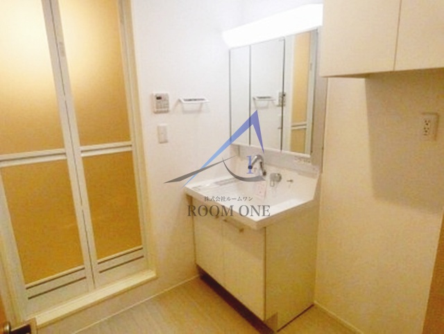 洗面設備　独立洗面台です。