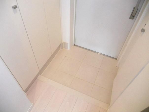 玄関　玄関収納