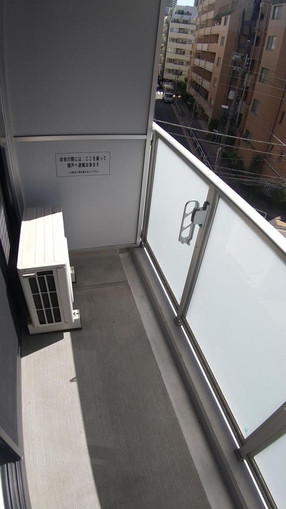 バルコニー　バルコニー