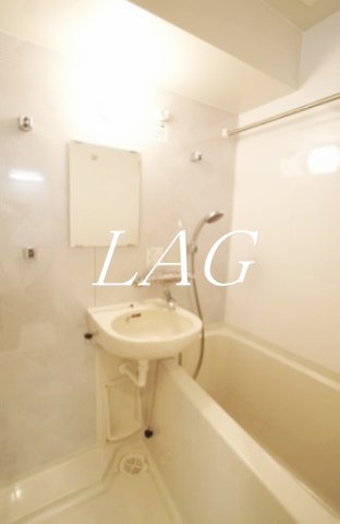 バス・シャワールーム　お風呂です。