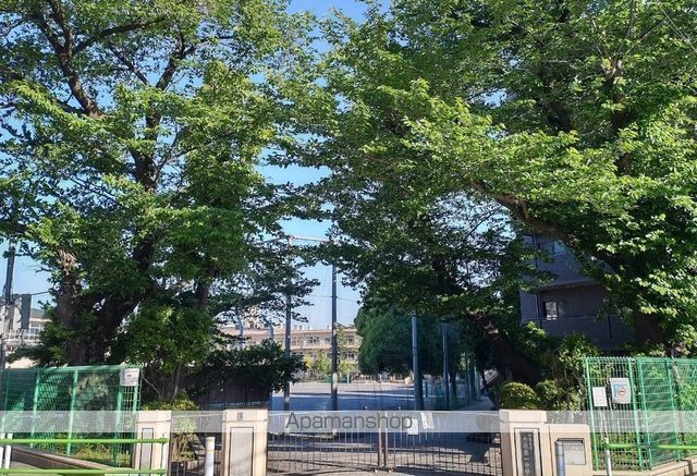 中学校　赤塚第一中学校（中学校）まで1683m