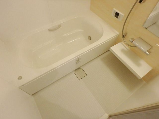 バス・シャワールーム　別部屋参考写真